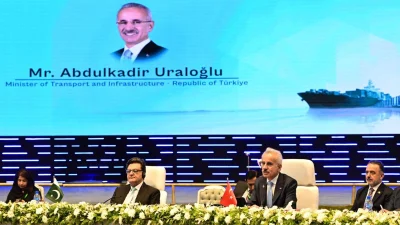 Bakan Uraloğlu, Türkiye'nin ulaştırma altyapısına 23 yılda yapılan 300 milyar
