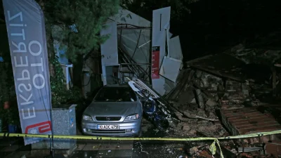 Balıkesir’in Sındırgı ilçesinde meydana gelen 6,1 büyüklüğündeki deprem çevre illerde