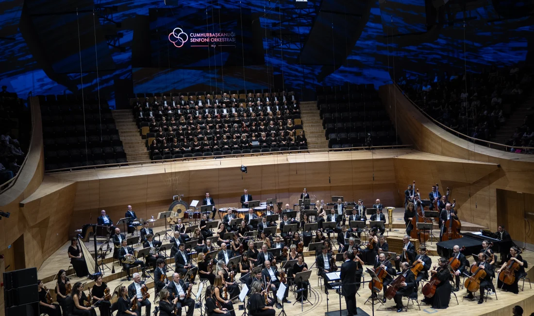 Cumhurbaşkanlığı Senfoni Orkestrası, 200. kuruluş yılı onuruna düzenlenen özel konserle