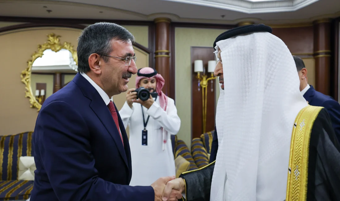 Cumhurbaşkanı Yardımcısı Cevdet Yılmaz, Riyad’da Suudi Arabistan Yatırım Bakanı Halid