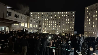 Edirne'deki KYK yurdunda yaşanan su kesintileri, öğrencilerin toplu protestosuna neden