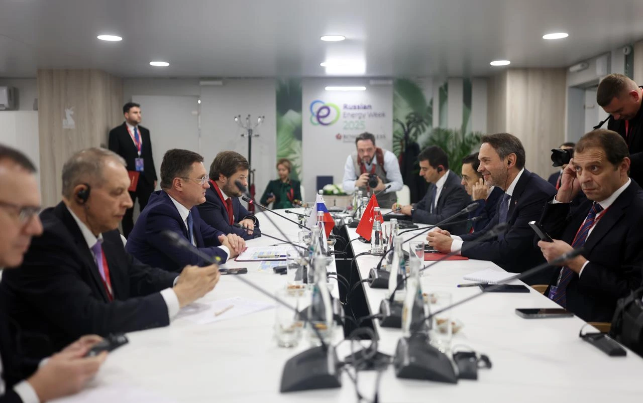 Enerji ve Tabii Kaynaklar Bakanı Alparslan Bayraktar, Moskova'da gerçekleştirdiği temaslarla