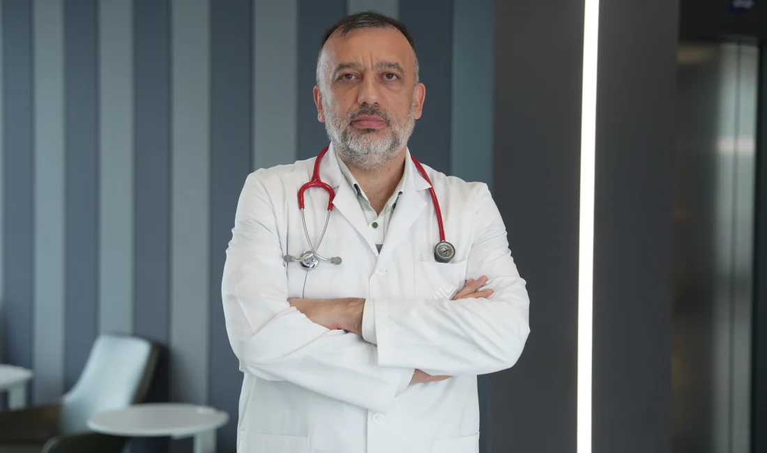 Elektronik sigara çocukları bağımlılığa sürüklüyor Prof. Dr. Ahmet Güzel, elektronik sigaranın çocuklarda bağımlılığa ve ciddi