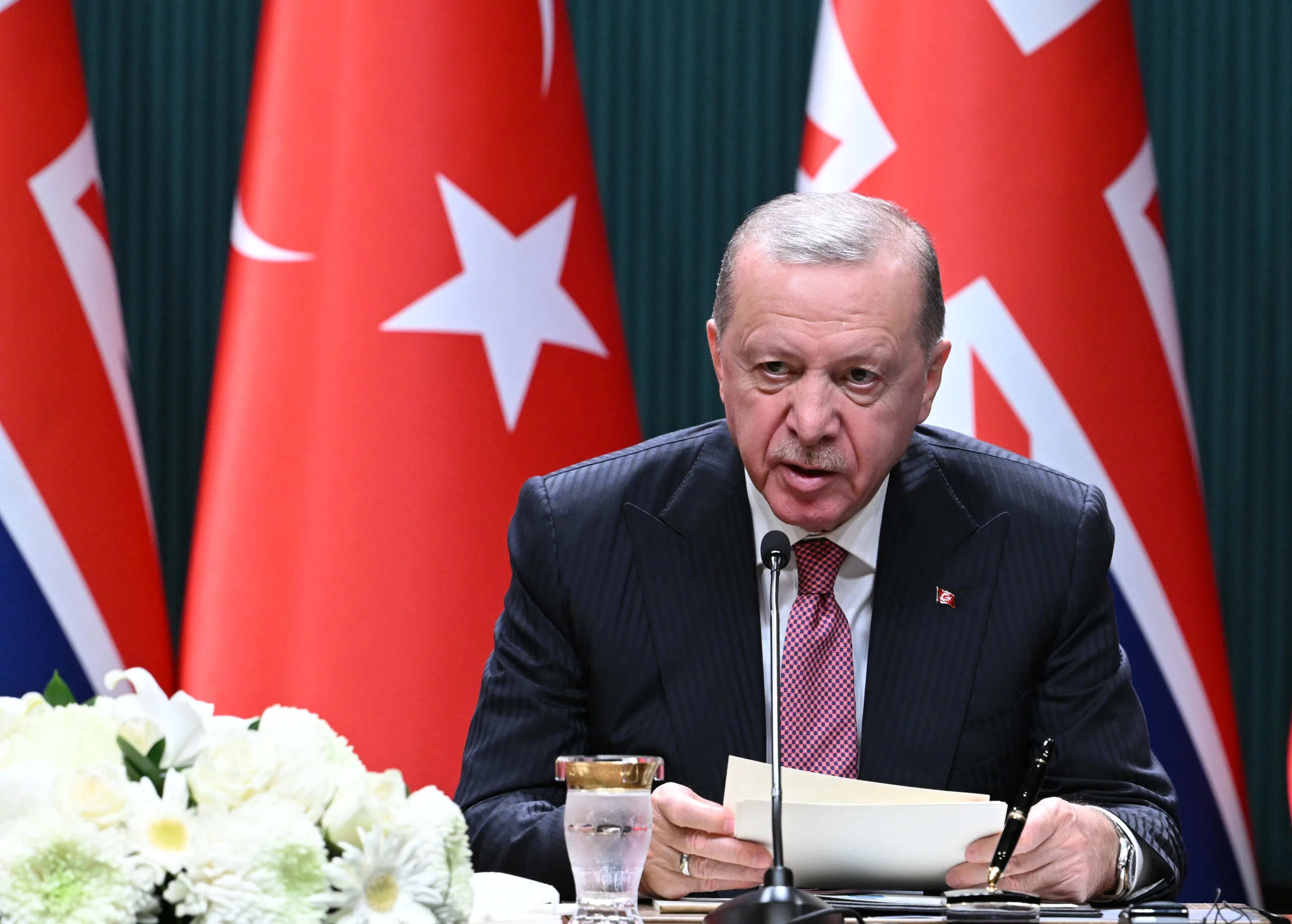 Cumhurbaşkanı Erdoğan, İngiltere Başbakanı Starmer ile düzenlediği ortak basın toplantısında