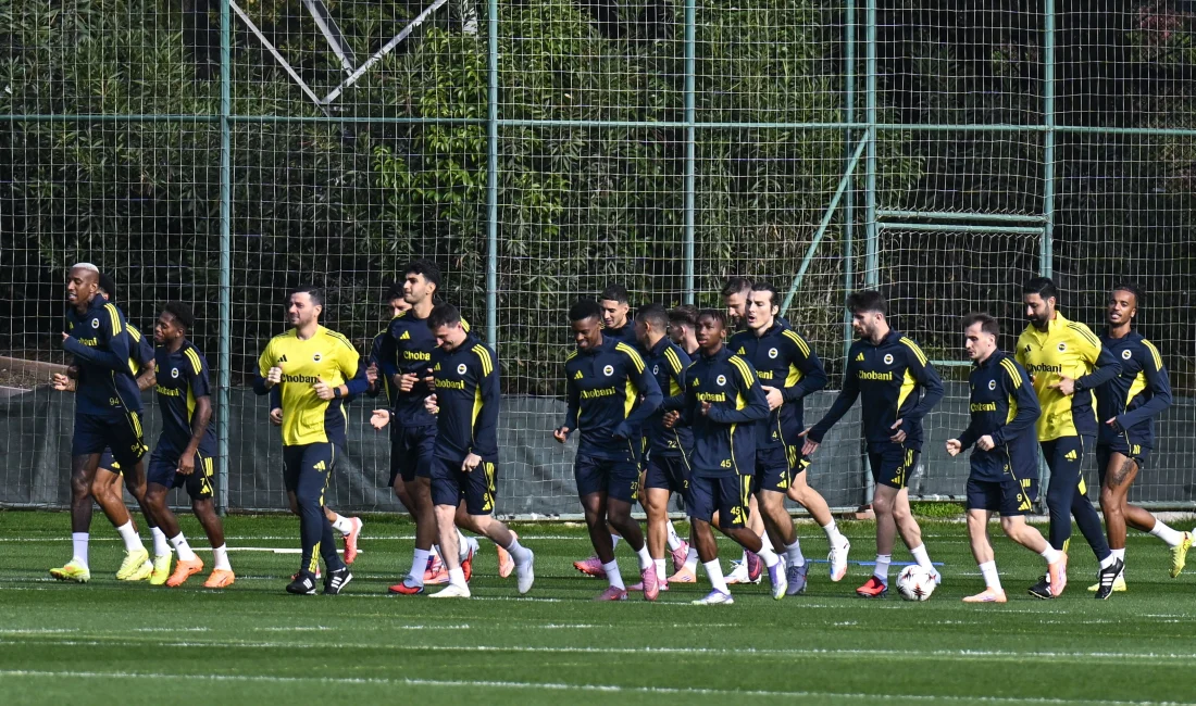 UEFA Avrupa Ligi’nde Stuttgart ile karşılaşacak olan Fenerbahçe, son antrenmanını