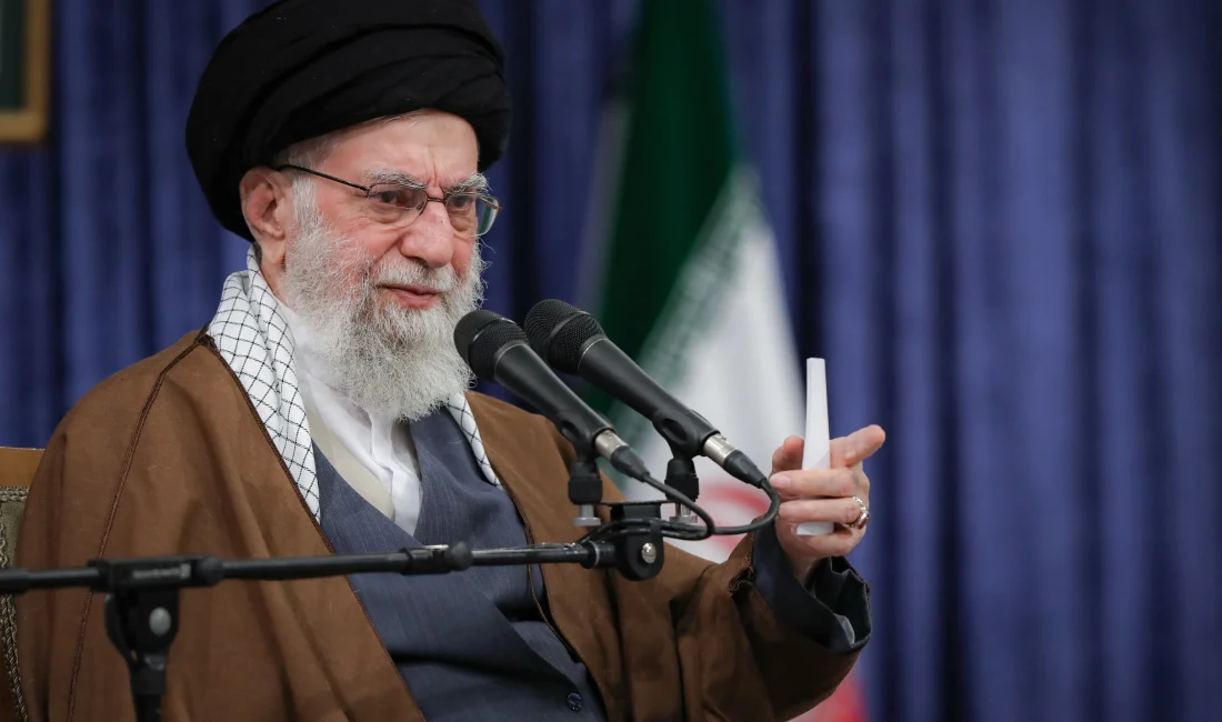 İran lideri Hamaney, ABD Başkanı Trump’ın “İran’ın nükleer tesislerini yok