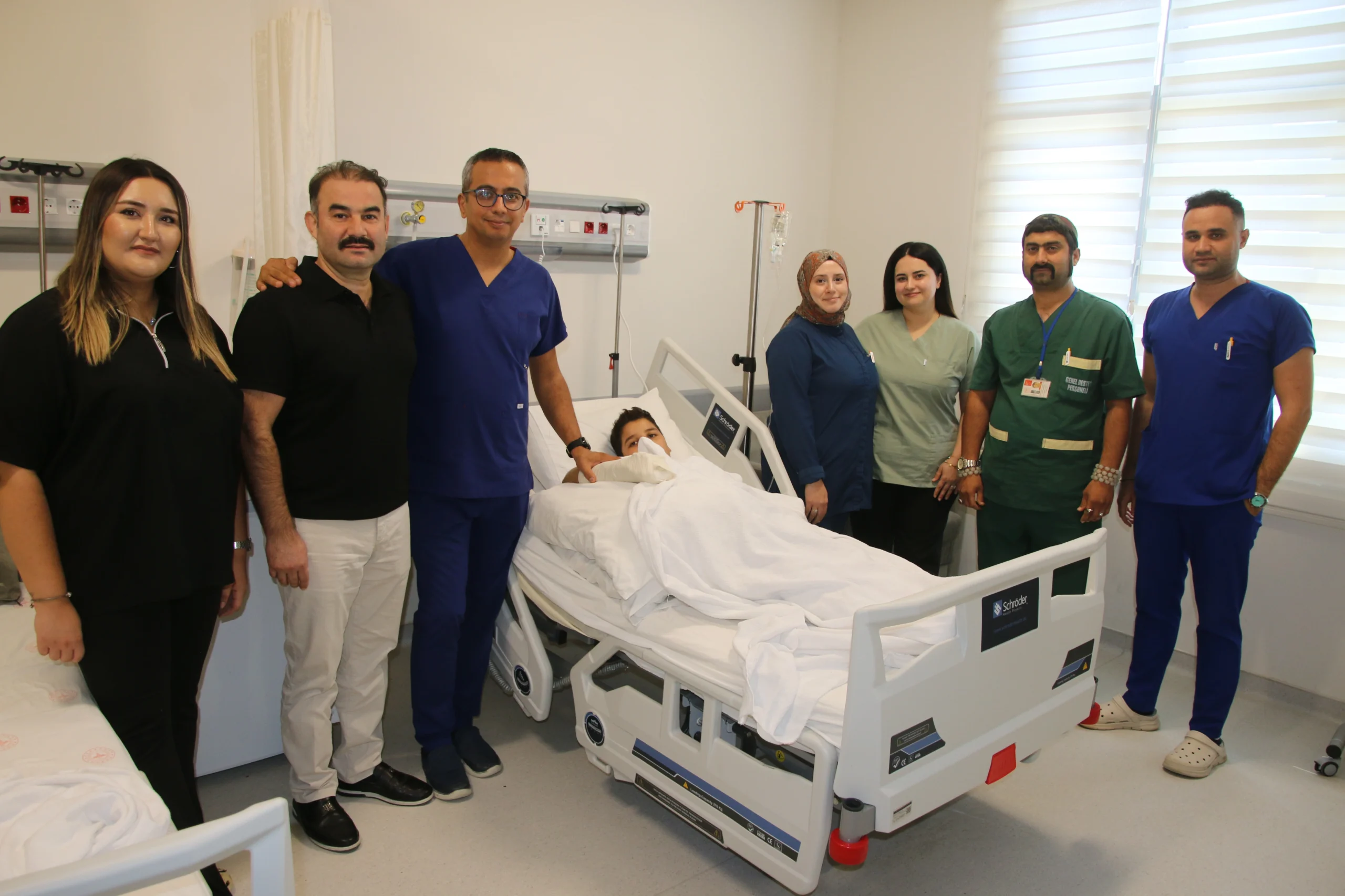 Hatay’da makineye elini kaptıran 13 yaşındaki çocuğun kopan parmakları, hızlı