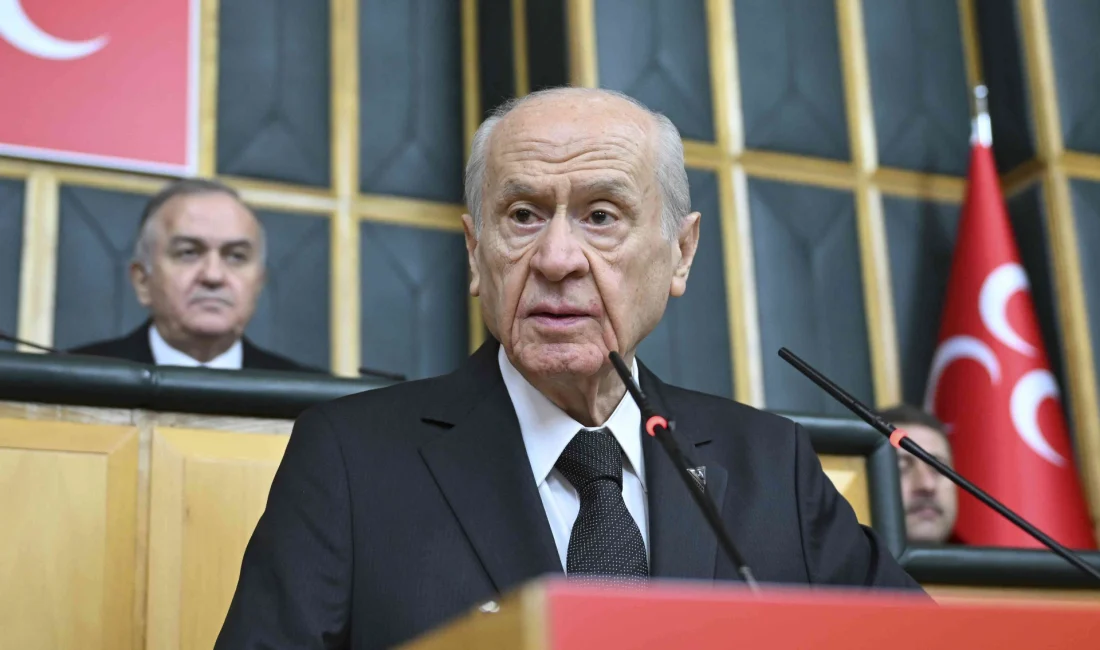 Bahçeli: “Cami Ne Kadar Bizimse Cemevi de Bizimdir” MHP lideri Devlet Bahçeli, cemevlerinin ibadethane olarak tescili gerektiğini vurgulayarak,