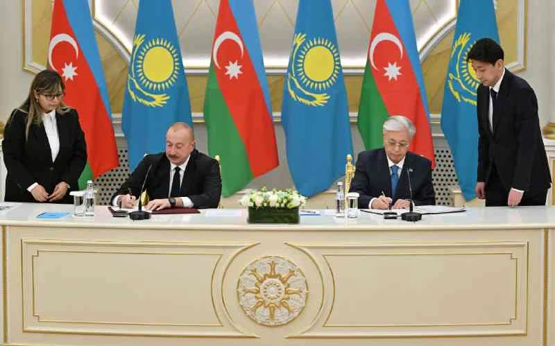 Kazakistan ve Azerbaycan, stratejik ortaklığı derinleştirmek için 15 yeni anlaşmaya