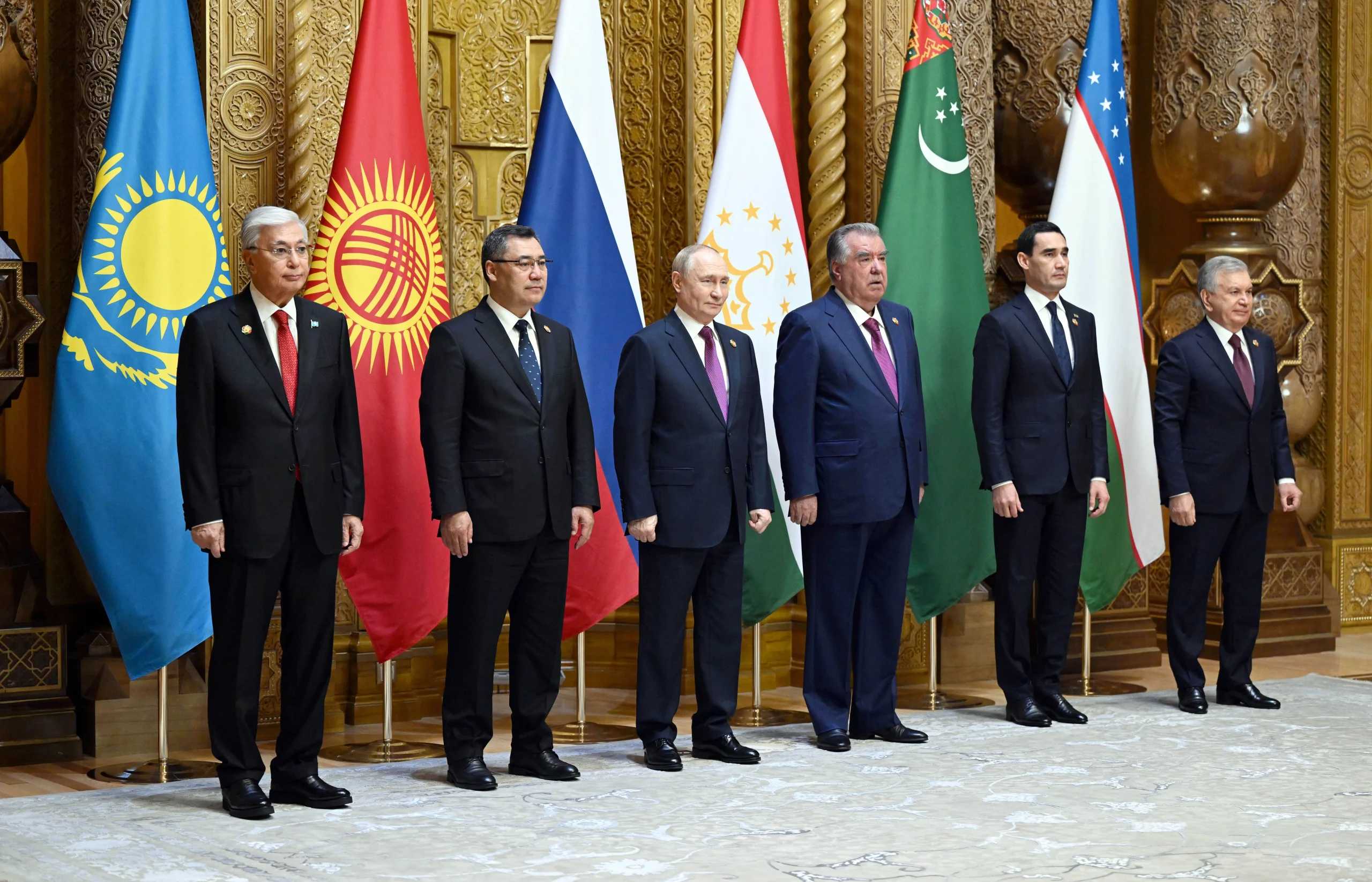 Kırgızistan Cumhurbaşkanı Caparov, Duşanbe’deki zirvede yaptığı konuşmada enerji, lojistik, turizm