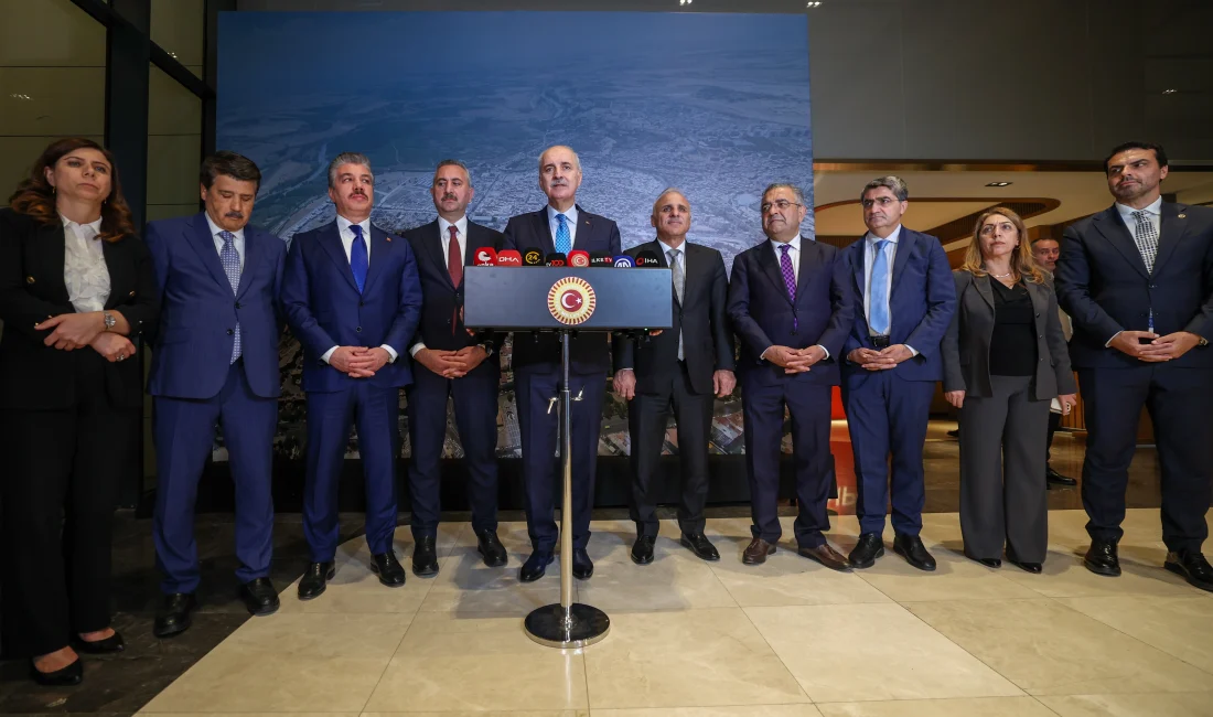 TBMM Başkanı Kurtulmuş, Diyarbakır'da sivil toplumla buluştu. Terörsüz bir gelecek