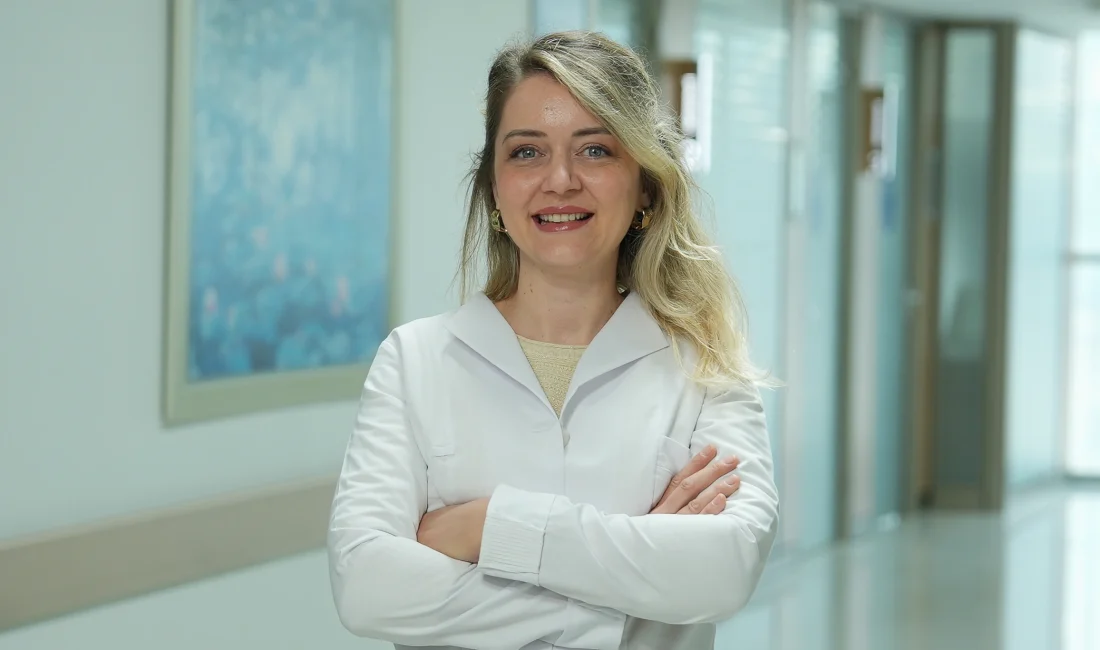 Medipol Mega Üniversite Hastanesi'nde uygulanan dijital gülüş tasarımı ile hastalar,