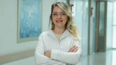 Medipol Mega Üniversite Hastanesi'nde uygulanan dijital gülüş tasarımı ile hastalar,