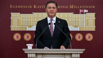 CHP Grup Başkanvekili Murat Emir, DEM Partisi grup toplantısındaki sloganları