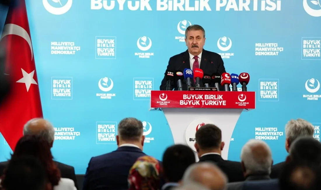 BBP Genel Başkanı Destici, Gazze’ye insani yardım taşıyan filodaki milletvekillerinin