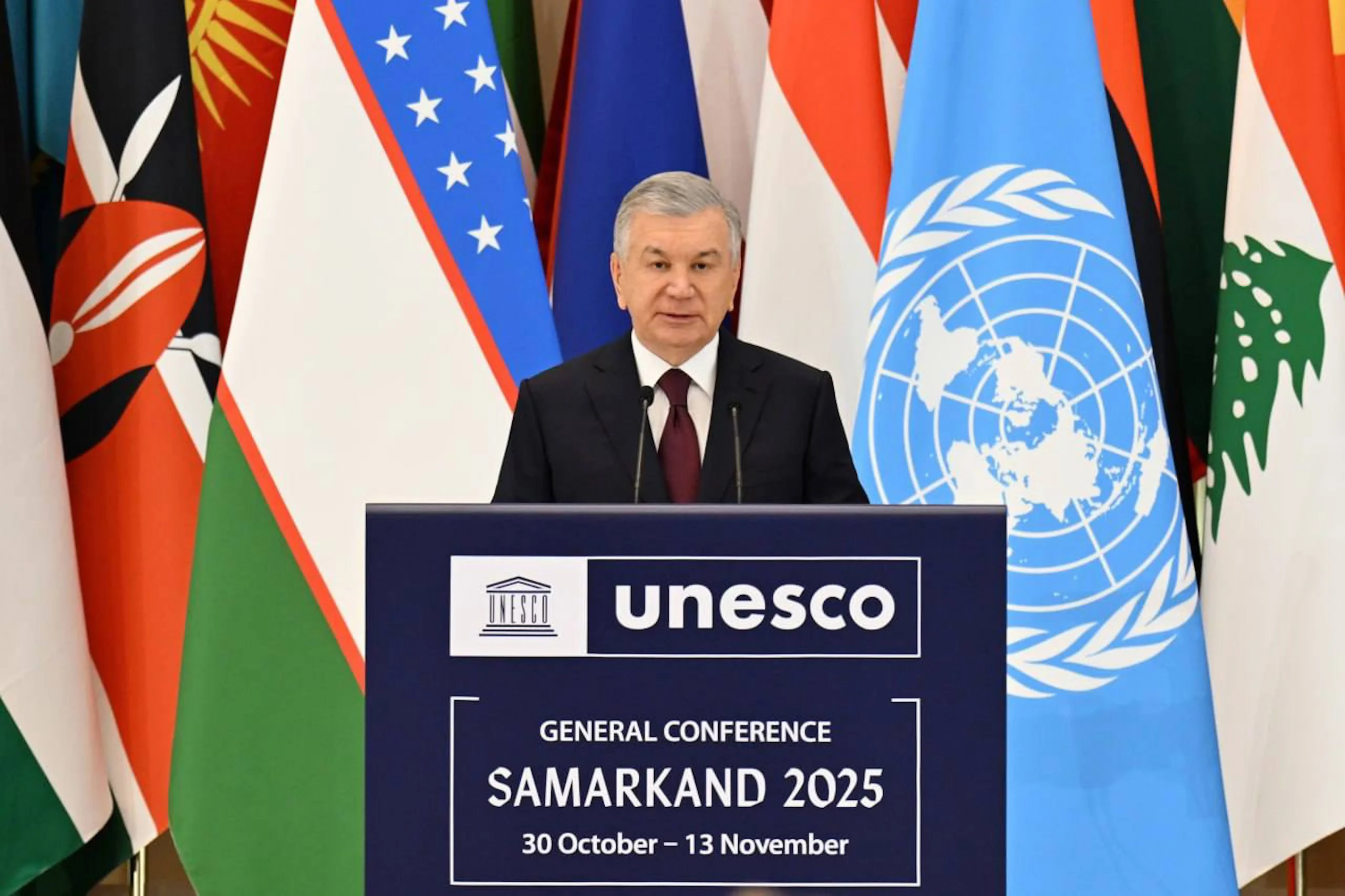 UNESCO 43. Genel Konferansı, Özbekistan’ın tarihi Semerkant kentinde dünya liderleri