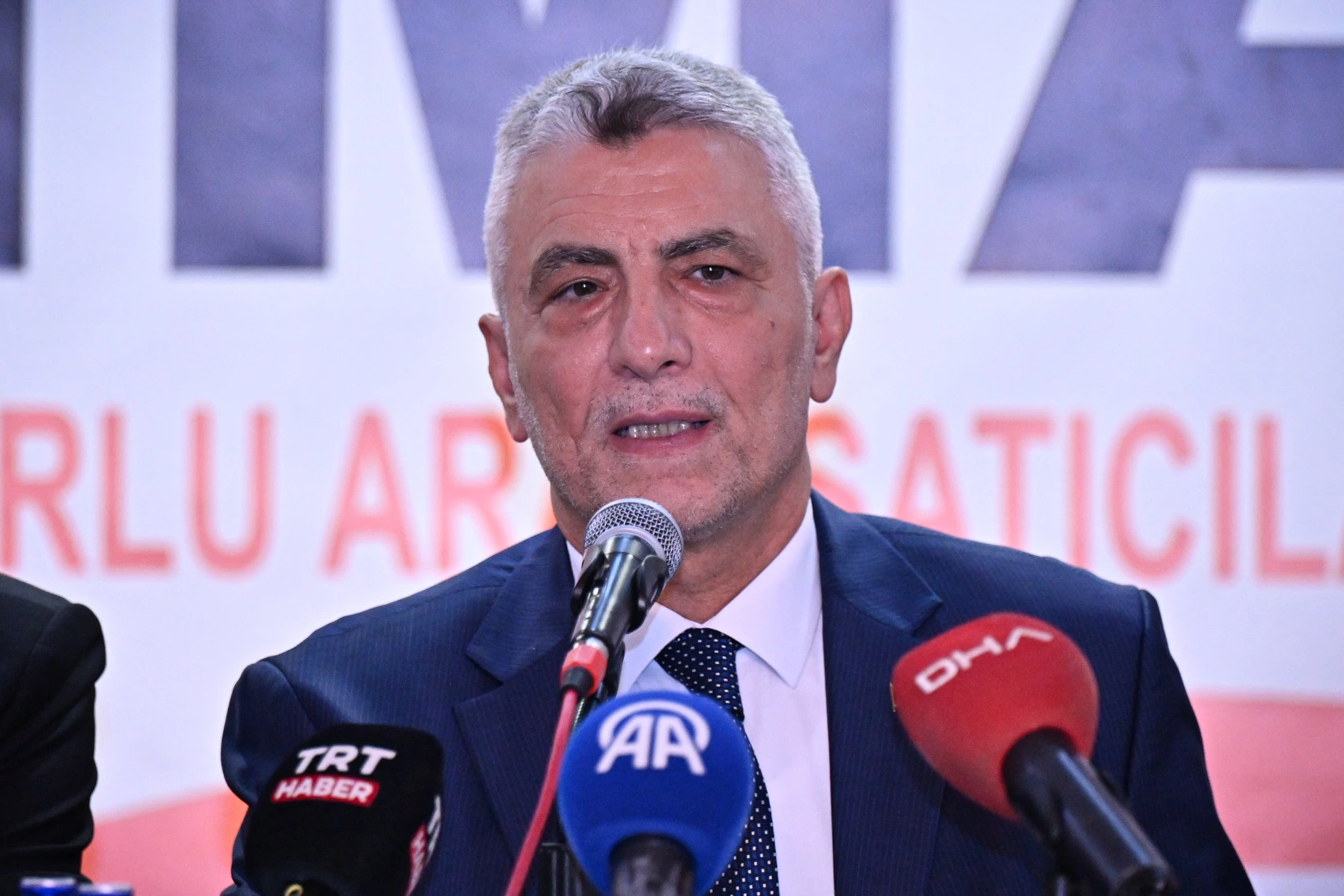 Ticaret Bakanı Ömer Bolat, otomotiv sektöründe güvenli ve istikrarlı bir