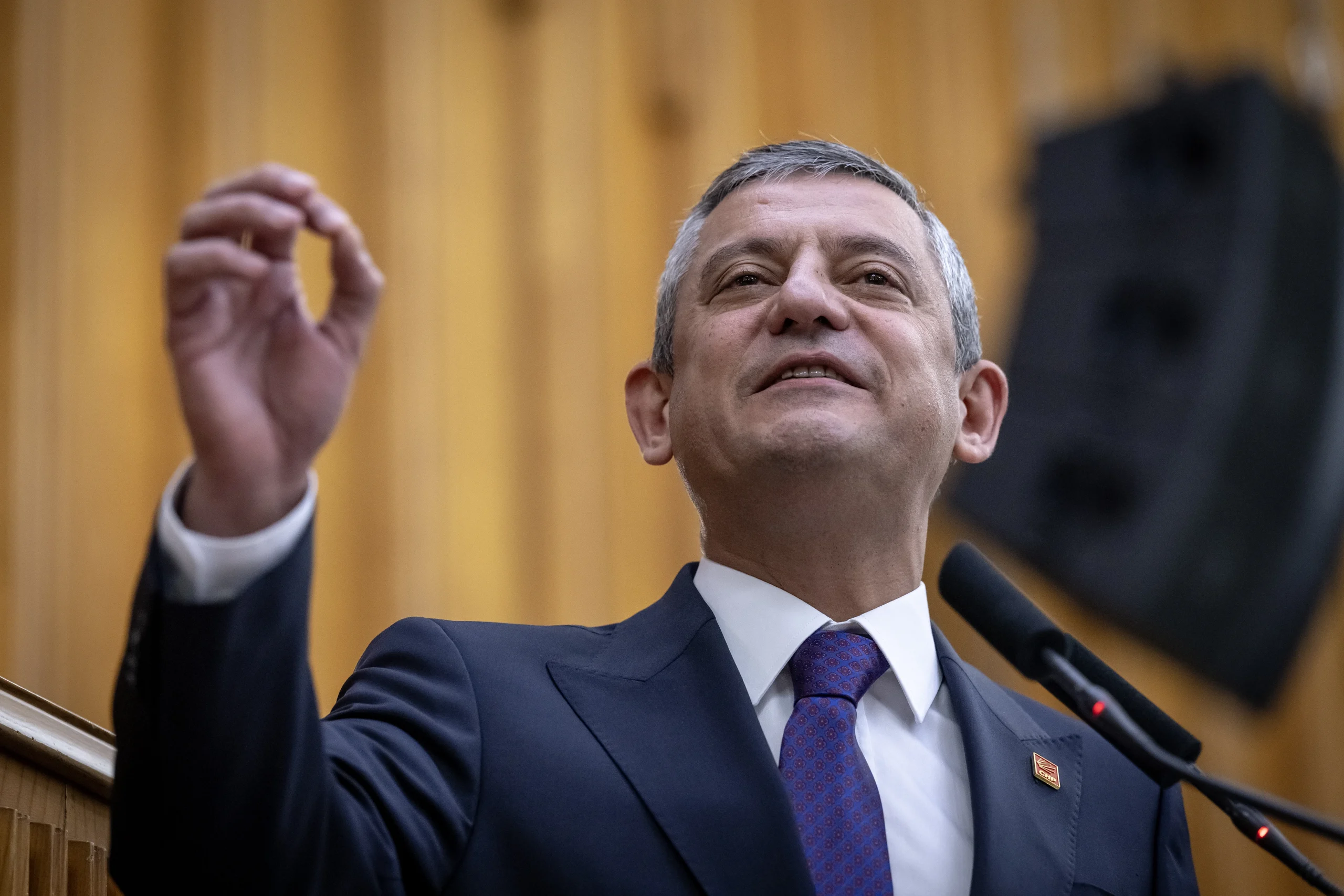 CHP Genel Başkanı Özgür Özel, Kıbrıs halkının iradesine saygının altını