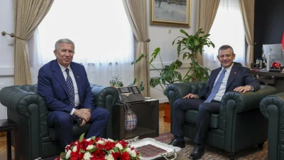 CHP Genel Başkanı Özgür Özel, Mansur Yavaş'a yönelik başlatılan konser