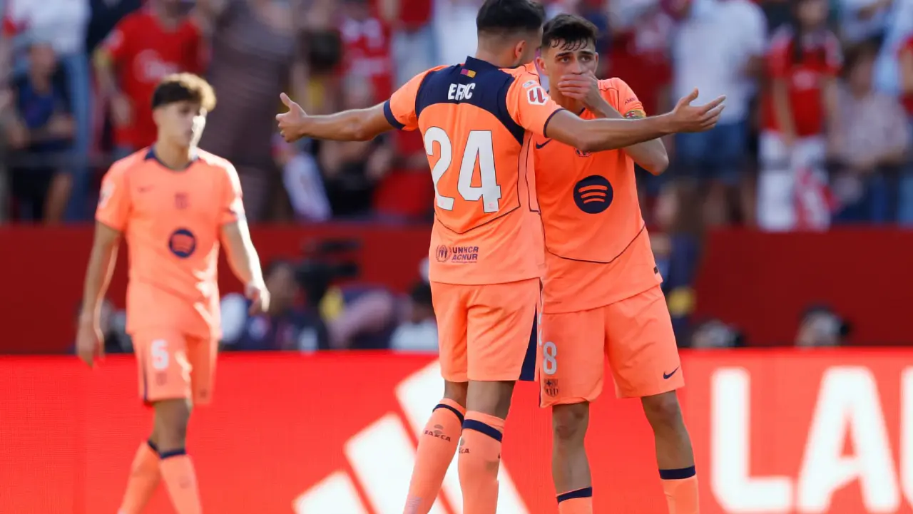 Barcelona, Sevilla’ya 4-1 yenildi. Pedri, takımın düşük enerji ve taktik