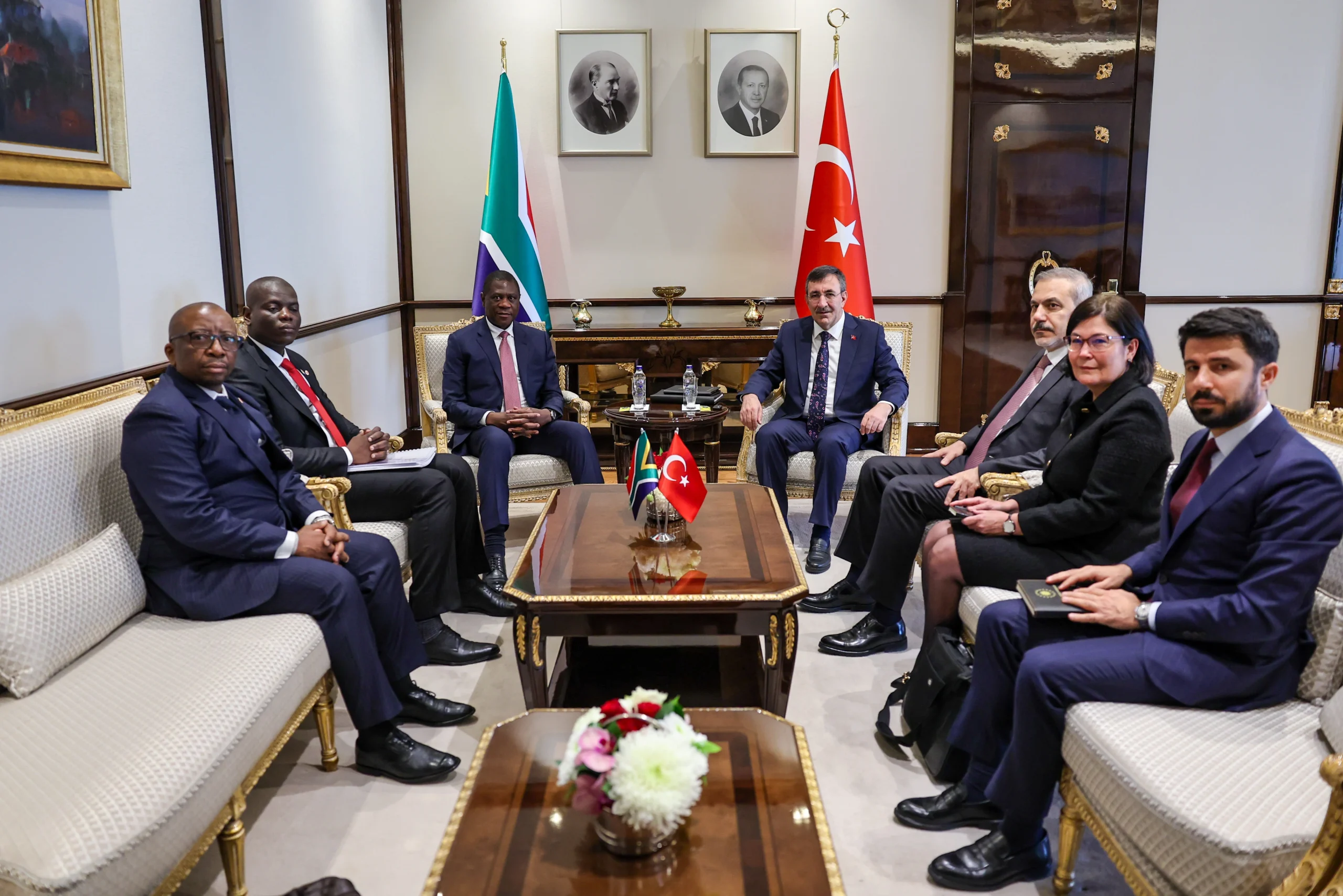 Ankara’da düzenlenen Türkiye-Güney Afrika İkili Ulusal Komisyon Toplantısı'nda ticaret, eğitim,