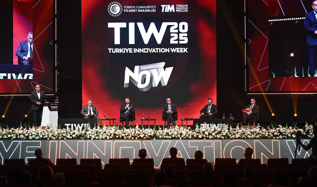 Türkiye Innovation Week 2025 etkinliğinde kamu, özel sektör ve akademi