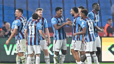 Trabzonspor, sahasında ağırladığı Kayserispor'u 4-0 mağlup ederek Süper Lig'de farklı