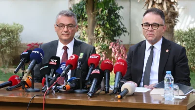 KKTC Cumhurbaşkanı seçilen Tufan Erhürman, mazbatasını alarak göreve resmen başladı: