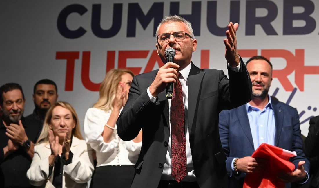 Tufan Erhürman’dan Erdoğan ve Türk Yetkililere Teşekkür Mesajı KKTC’nin yeni Cumhurbaşkanı Tufan Erhürman, seçim sonrası yaptığı açıklamada Türkiye