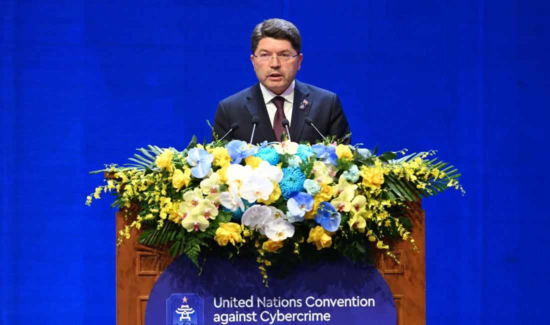 Adalet Bakanı Yılmaz Tunç, Vietnam’da düzenlenen imza töreninde Türkiye'nin siber