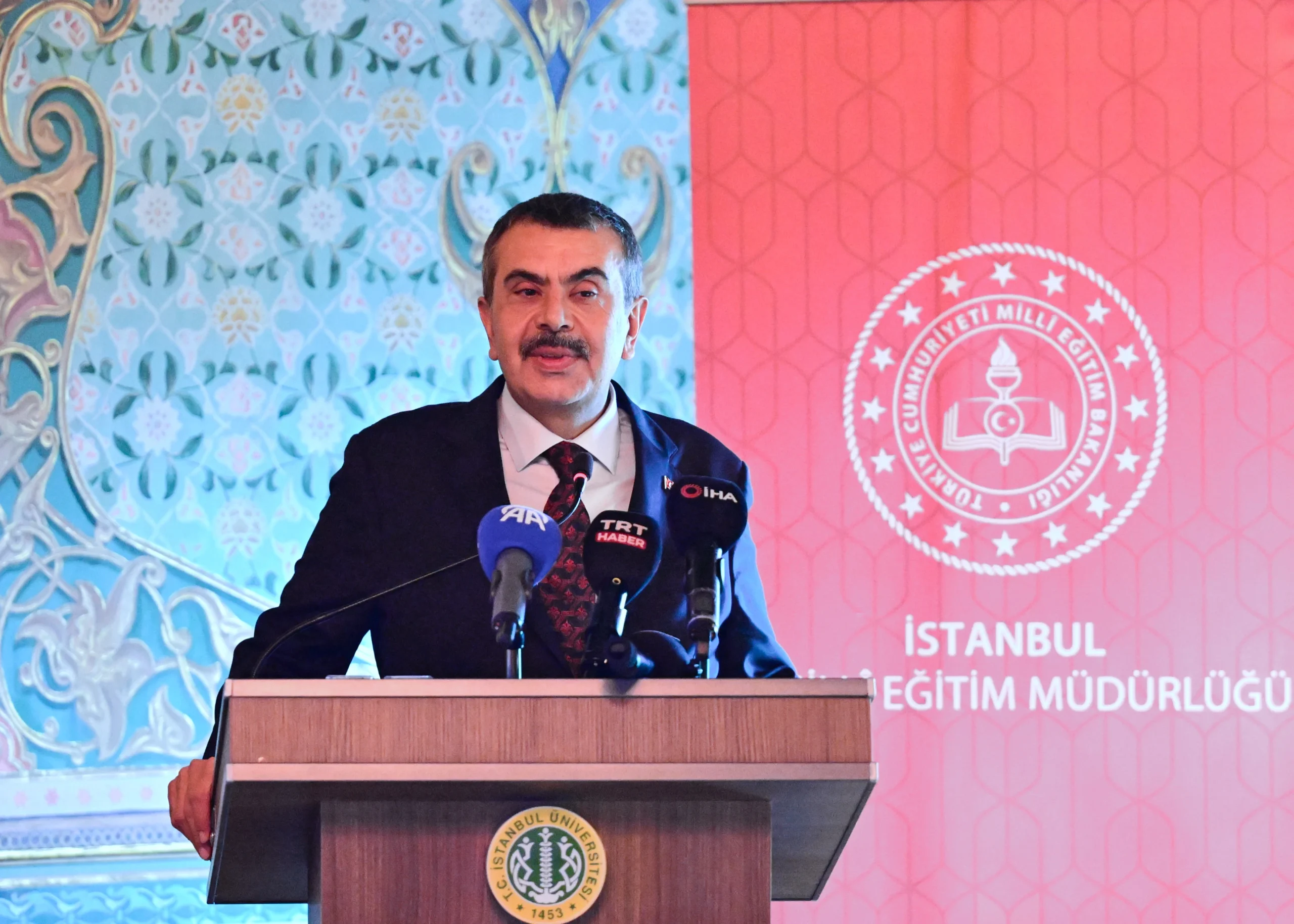 Milli Eğitim Bakanı Yusuf Tekin, öğretmen akademilerinin kurumsallaştığını belirterek, Milli