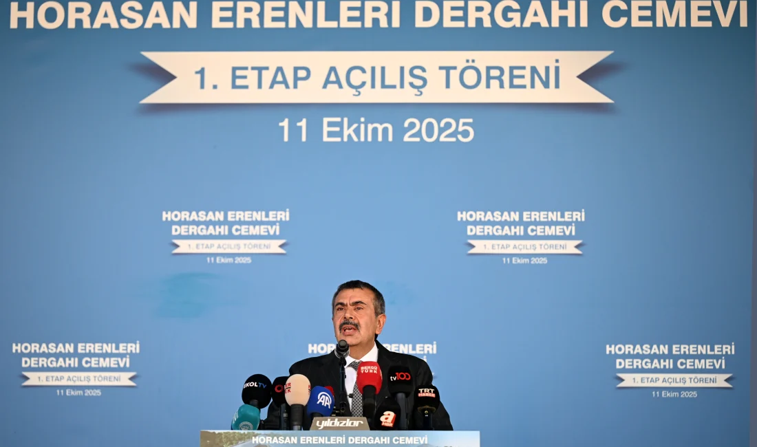 Bakan Tekin: “Eğitimde Milli Birlik İçin Alevi-Bektaşi Kültürü Müfredata Girdi” Bakan Tekin, Hacıbektaş’taki Cemevi Külliyesi açılışında, toplumsal birlik ve beraberliği