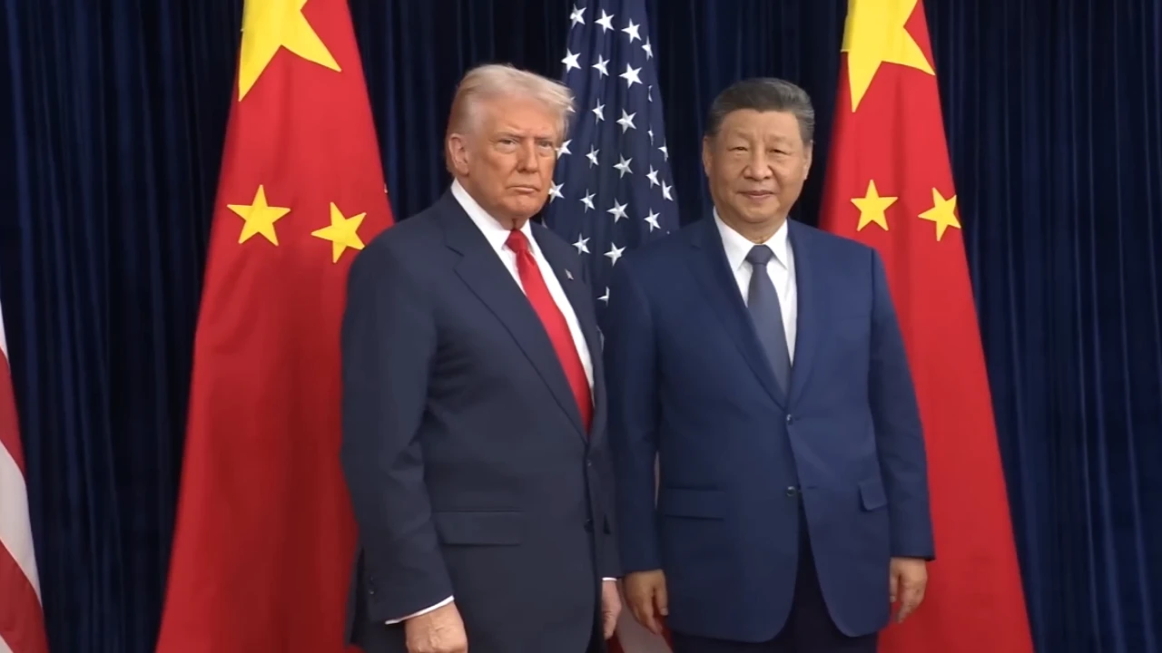 ABD Başkanı Trump ve Çin lideri Şi Cinping, Busan’daki görüşmede