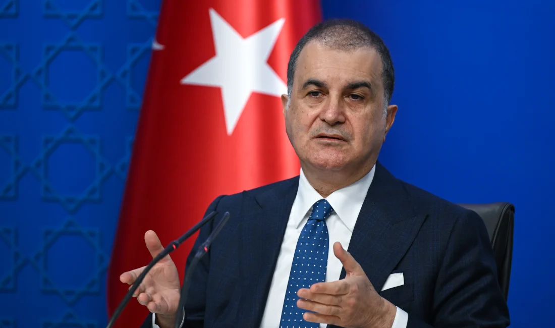 AK Parti’den “Terörsüz Türkiye” Açıklaması: Süreç Somut Sonuç Veriyor AK Parti Sözcüsü Ömer Çelik, PKK’nın çekilme kararının “Terörsüz Türkiye”