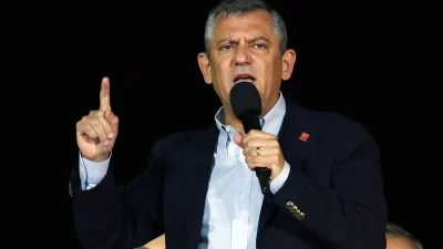 CHP lideri Özgür Özel, Filistin’e insani yardım taşıyan Sumud Filosu’na