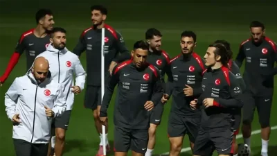 Türkiye – Bulgaristan maçında Vincenzo Montella 4 futbolcuyu kadroya almadı.