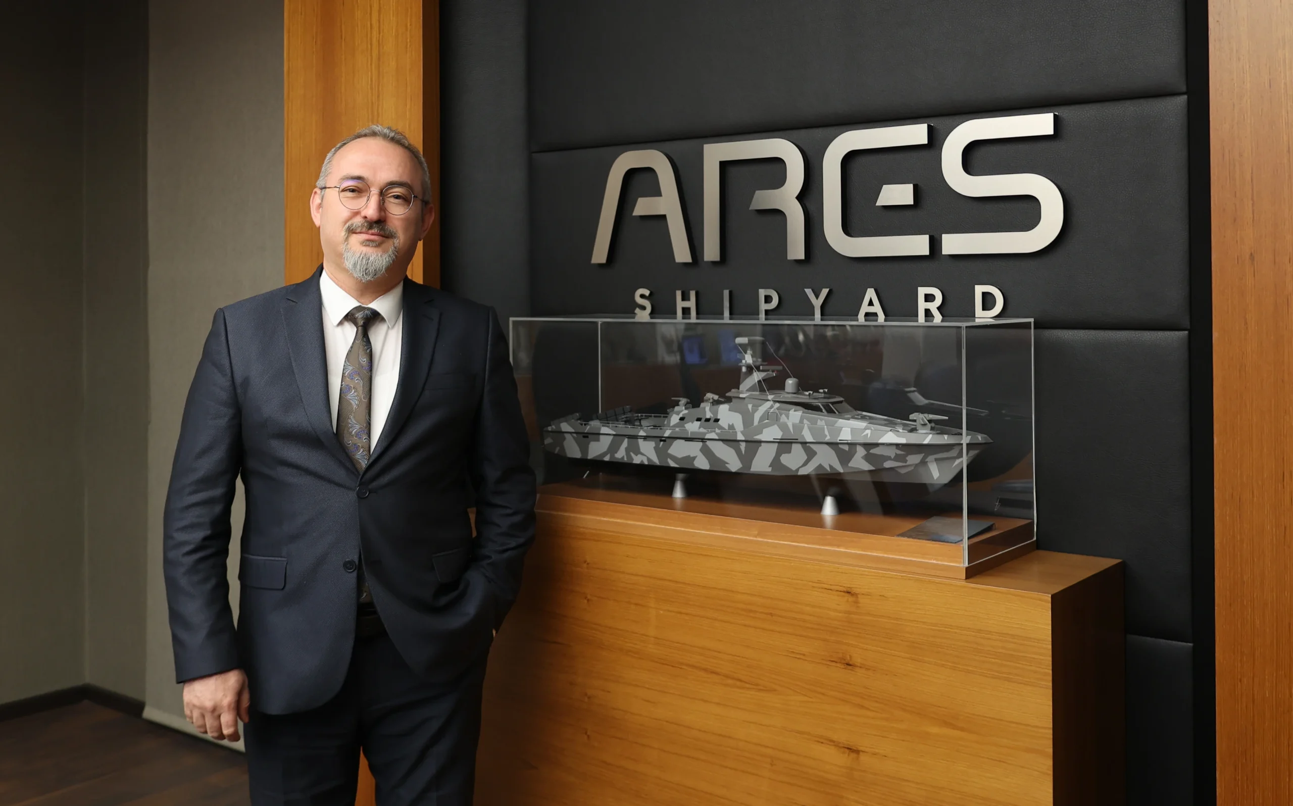 ARES Shipyard, EDEX 2025 Mısır Savunma Fuarı'nda ileri teknolojiye sahip