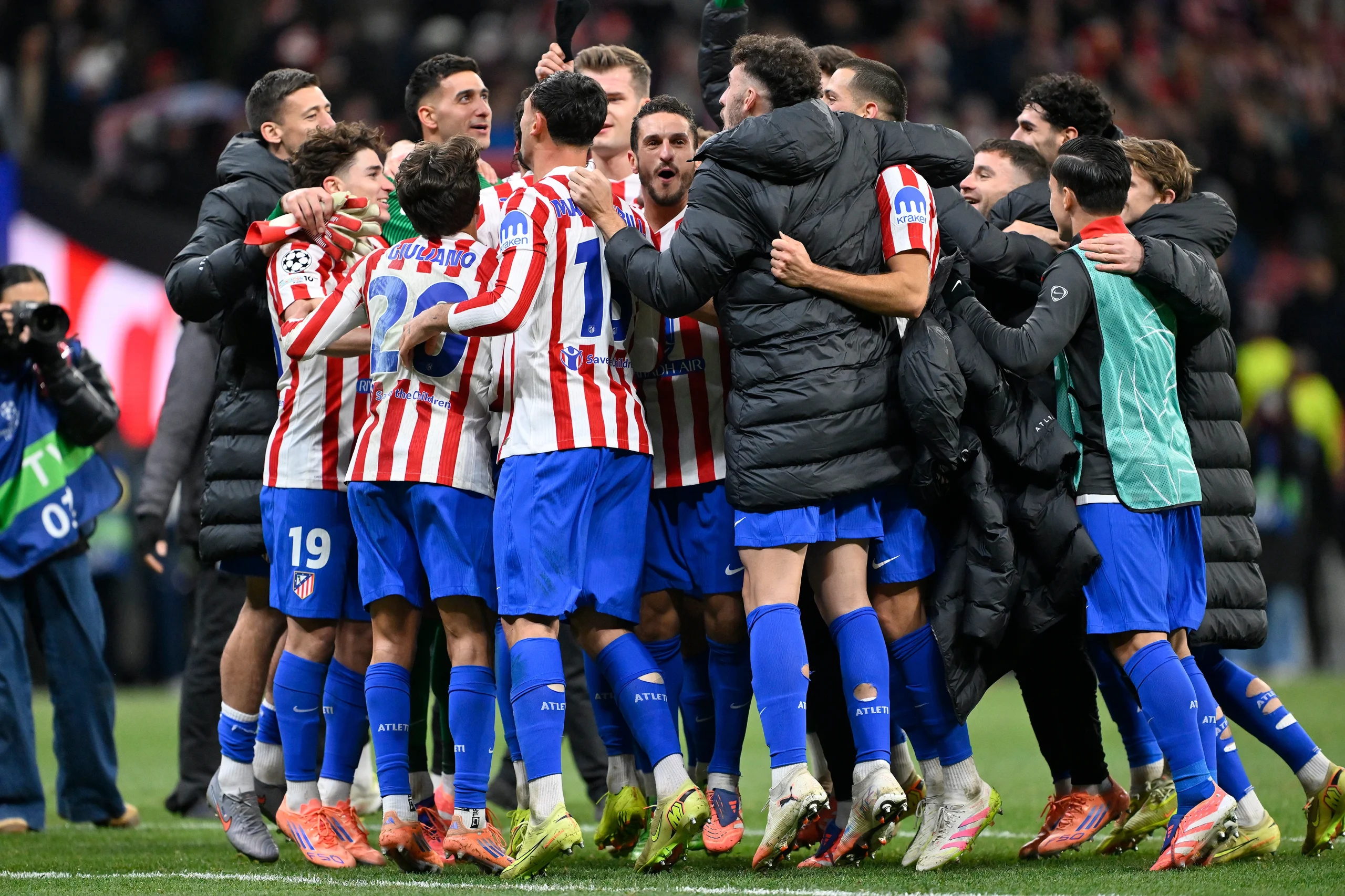 UEFA Şampiyonlar Ligi'nde 5. hafta nefes kesen mücadelelere sahne oldu.