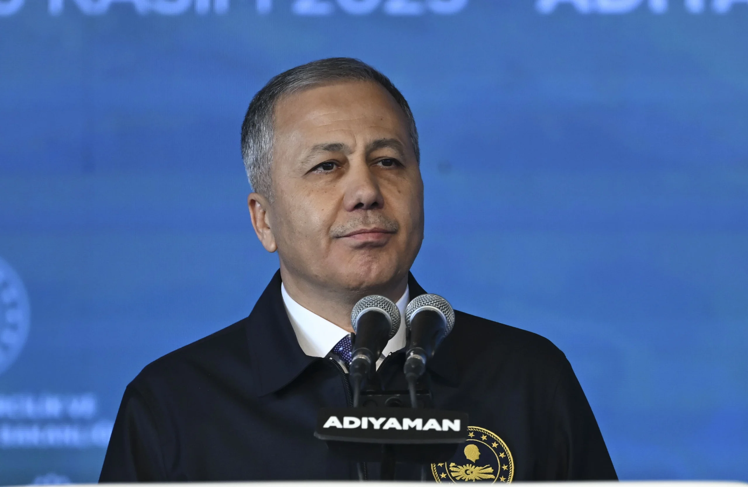 Adıyaman’da 350 bininci afet konutunun teslim töreninde konuşan bakanlar, devletin