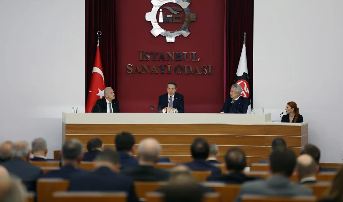 Bayraktar: Güneş ve Rüzgarda 30 Milyar Dolarlık Yatırım Gerçekleşti Enerji Bakanı Alparslan Bayraktar, Türkiye'nin güneş ve rüzgar enerjisinde 38