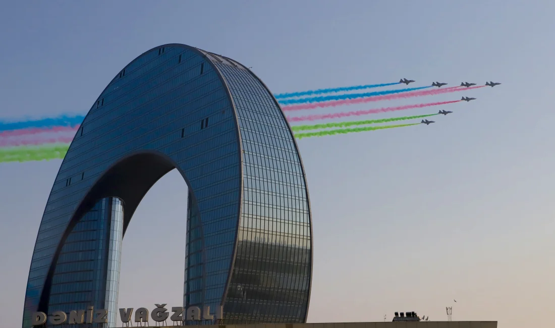 Azerbaycan, Karabağ Zaferi’nin 5. yıl dönümünü Bakü’de düzenlenen coşkulu askeri