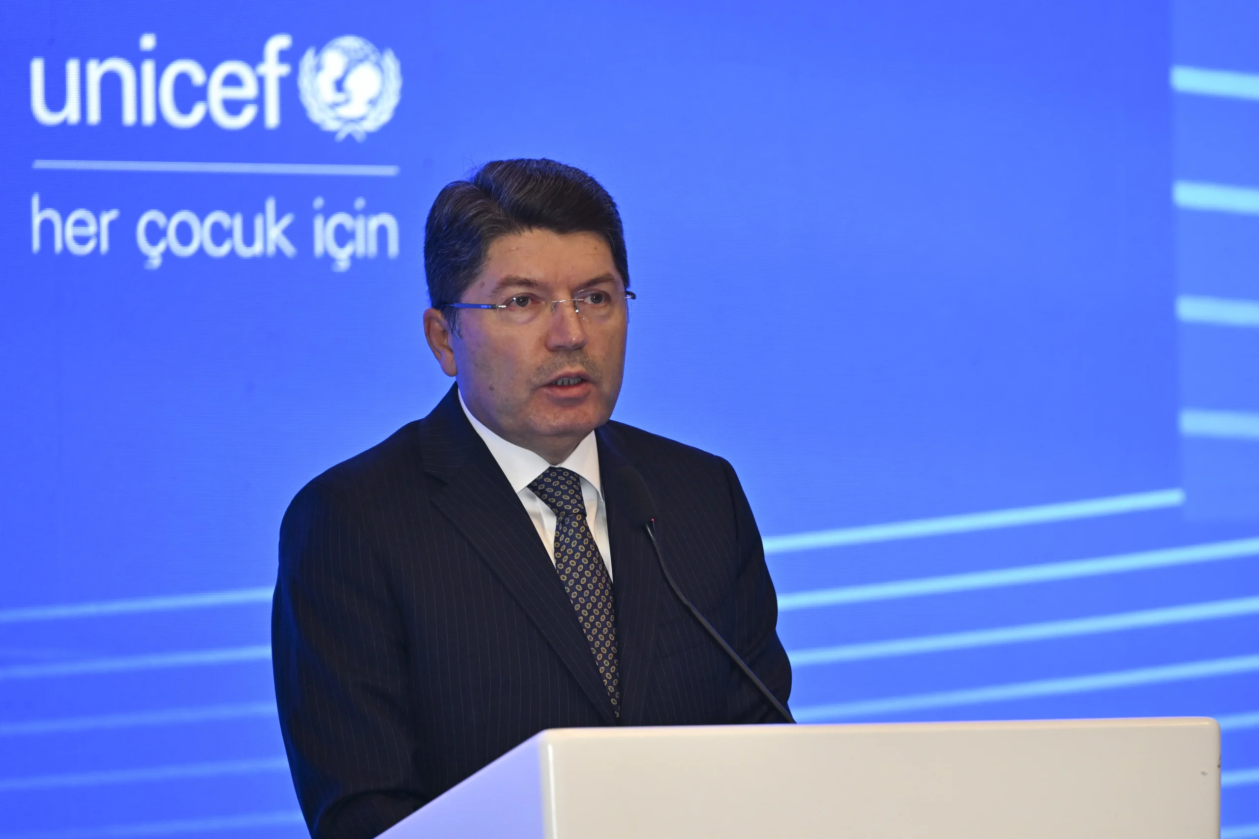 Adalet Bakanı Yılmaz Tunç, çocukların yargı süreçlerinde korunmasını ve onarıcı