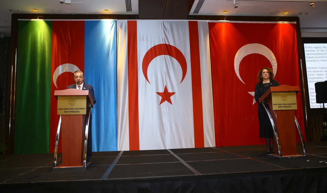 Bakü'de KKTC’nin 42. kuruluş yılı için düzenlenen resepsiyon, şehitler anısına