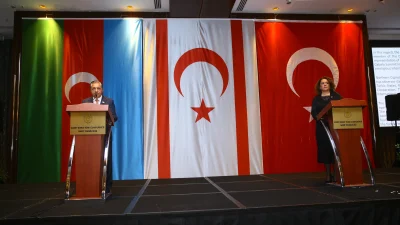 Bakü'de KKTC’nin 42. kuruluş yılı için düzenlenen resepsiyon, şehitler anısına