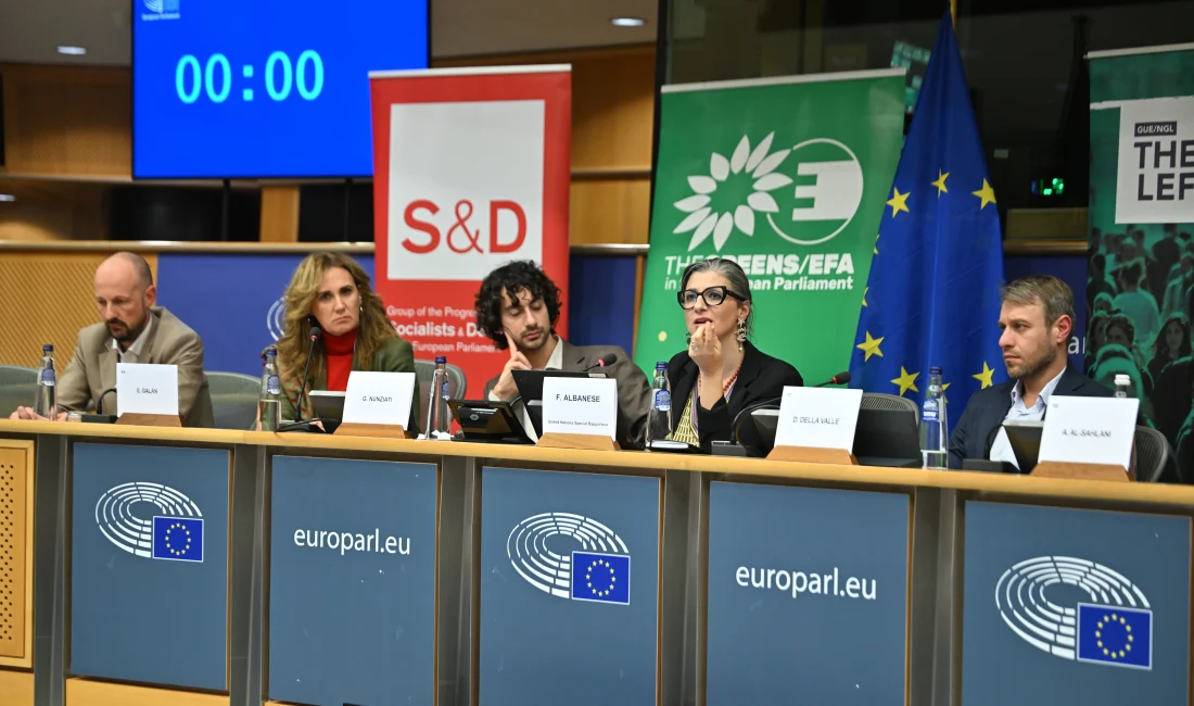 BM Raportörü Albanese: “Susturulmayı Kabul Etmeyeceğim” BM Filistin Özel Raportörü Francesca Albanese, kendisine yönelik tehdit ve