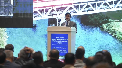 Ankara'da gerçekleştirilen Türkiye-Birleşik Krallık Demiryolu Forumu’nda, hidrojenli tren üretimi için