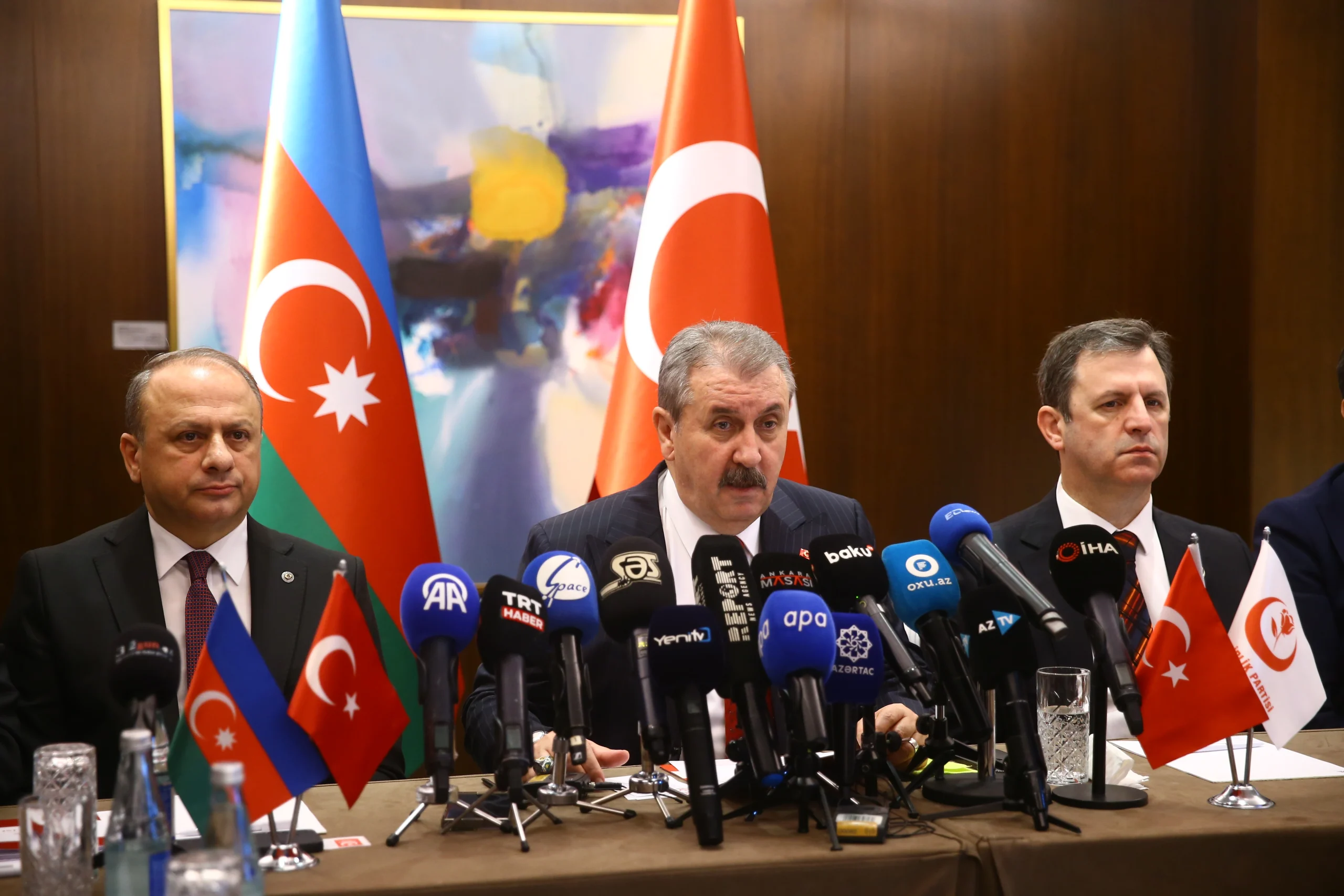 BBP Genel Başkanı Mustafa Destici, Azerbaycan temasları sonrası yaptığı açıklamada