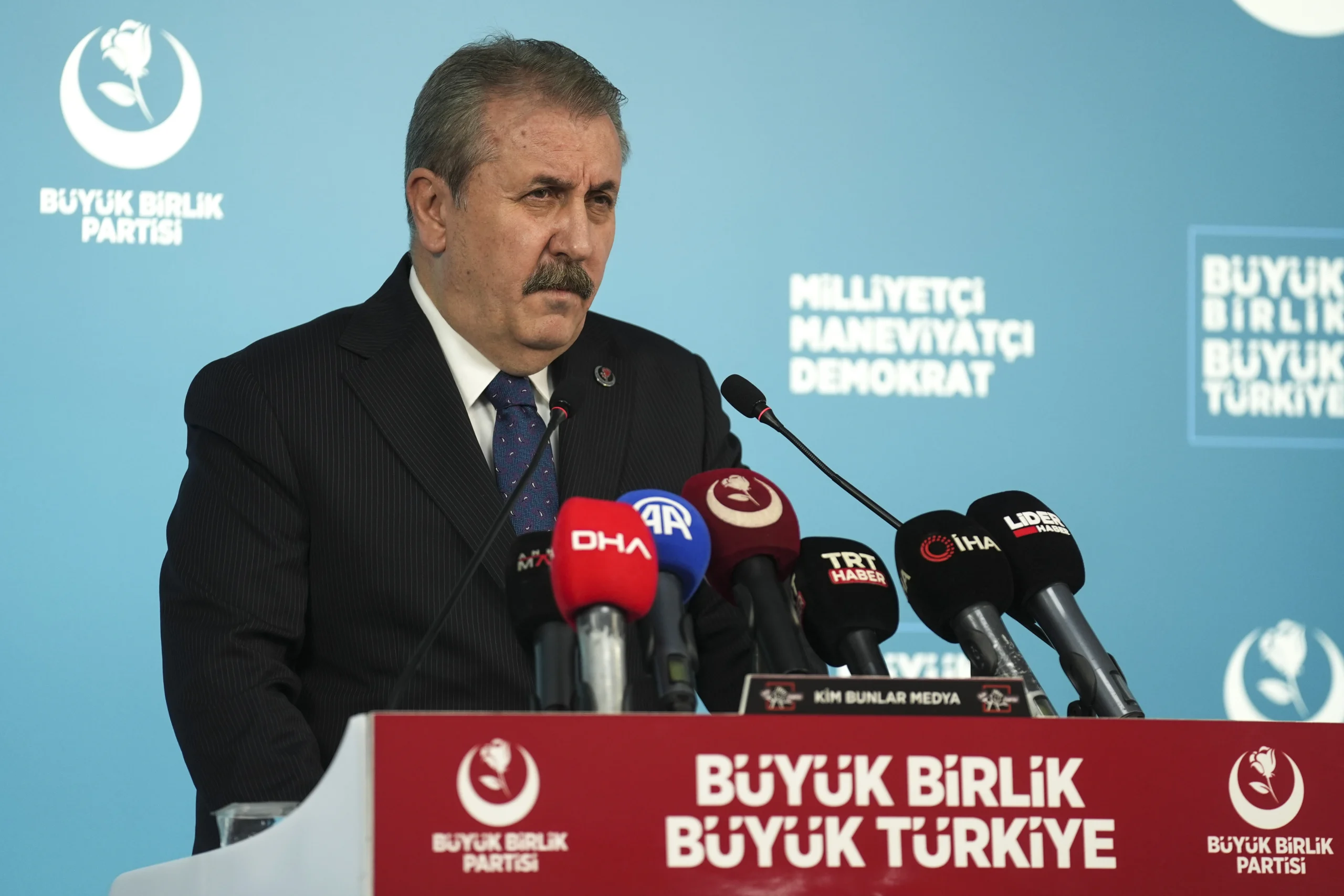 BBP Genel Başkanı Destici, C-130 tipi askeri uçağın düşmesi sonrası