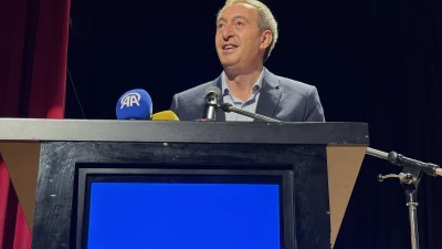 DEM Parti Eş Genel Başkanı Tuncer Bakırhan, yerel demokrasinin güçlenmesi