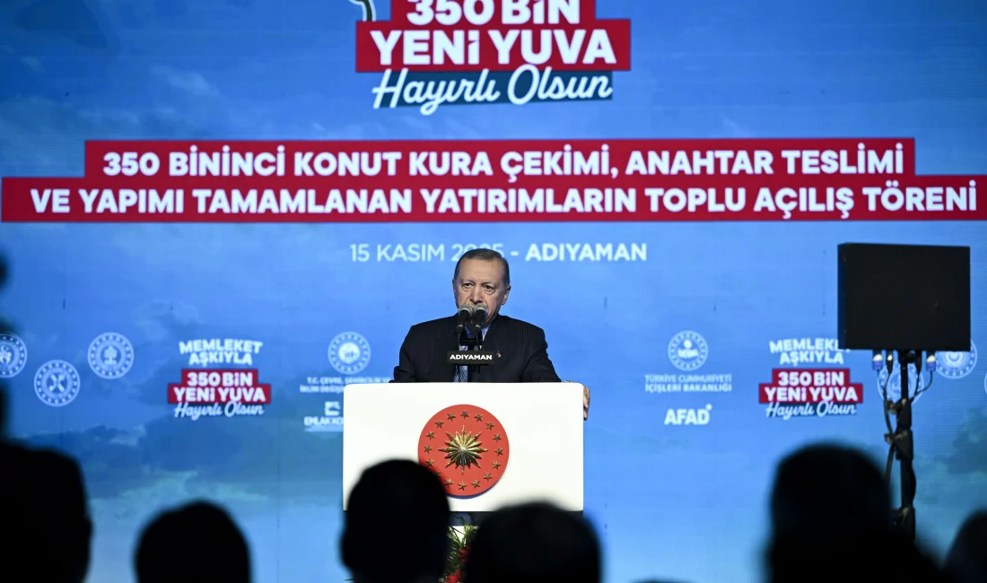 Adıyaman’da 350 Bininci Afet Konutu Teslim Edildi: Erdoğan’dan Kritik Mesajlar Cumhurbaşkanı Erdoğan, Adıyaman’da 350 bininci afet konutunun teslim töreninde yaptığı